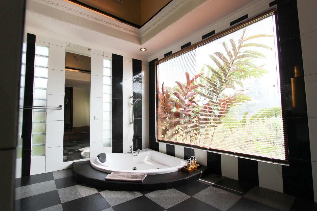 Ubud Hidden Villa Yone Village Екстериор снимка